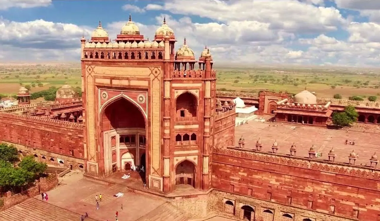 Agra to Fatehpur Sikri Heritage Taxi Tour